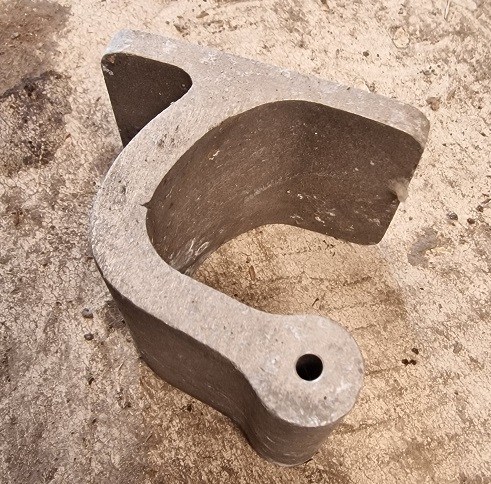 F3